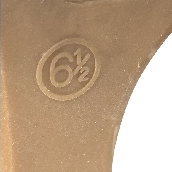 Mossimo Women’s Chic Tan Cork Wedge Heel Sandals Size-6.5 EUC - Picture 7 of 7